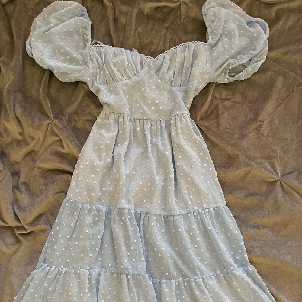Puff sleeve light blue dress